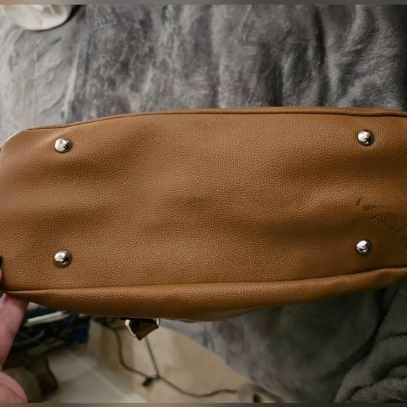 Tiganello GUC leather satchel in Cognac and Black - Picture 12 of 13